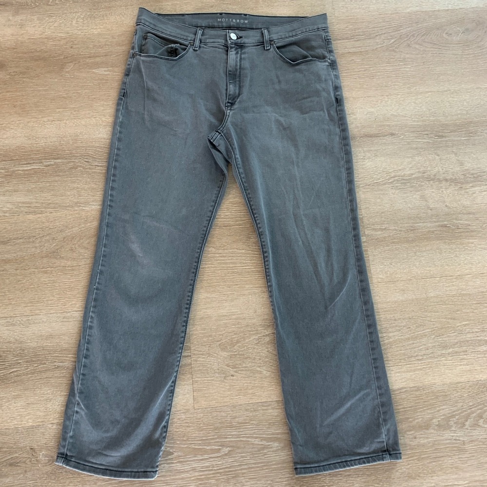 Mott & Bow Gray Straight Leg Jeans‎ mens 35x30 Cotton Blend Stretch Denim